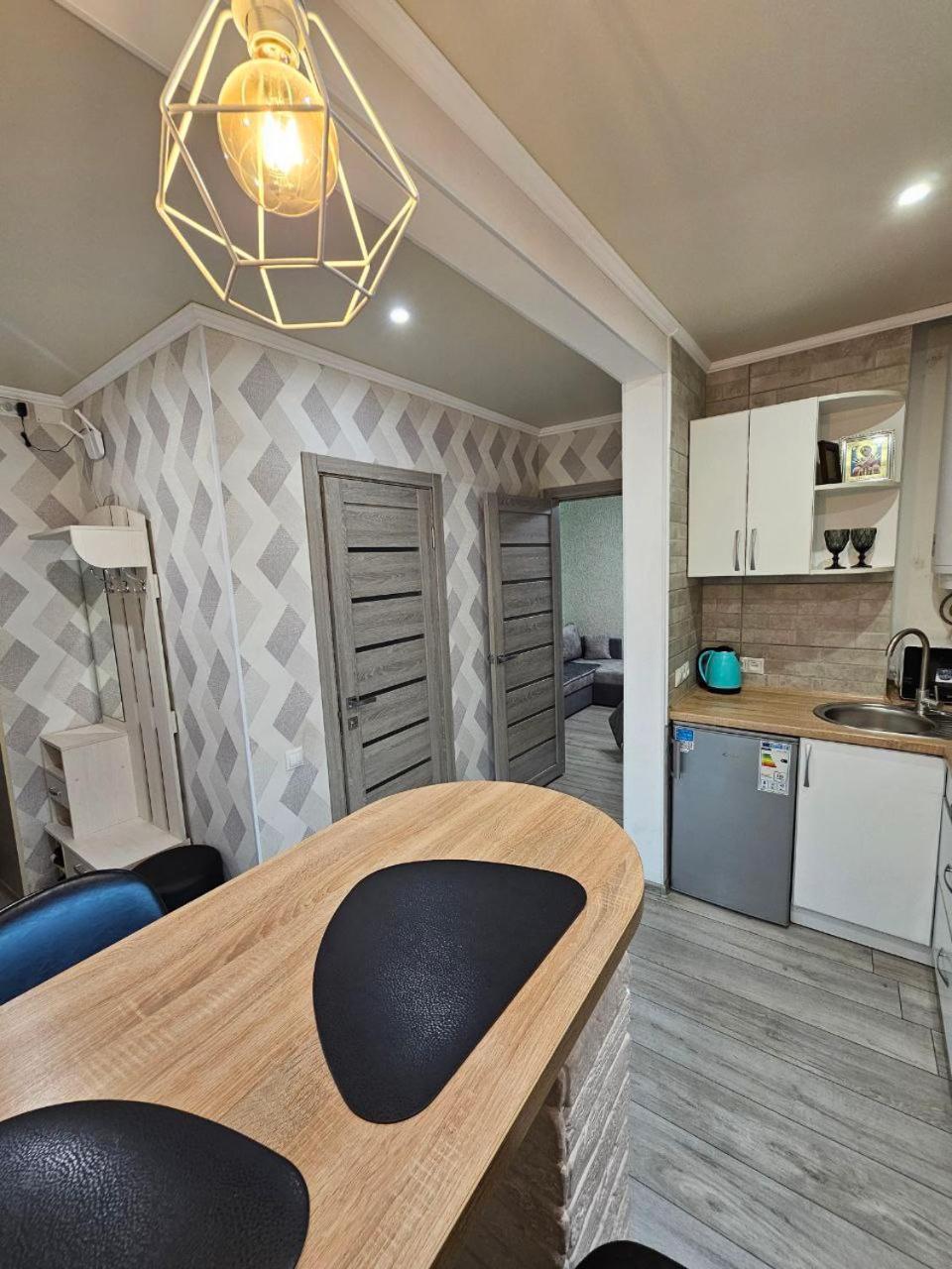 Danyla Galytskogo центр міста, старе місто 5хв Apartment *